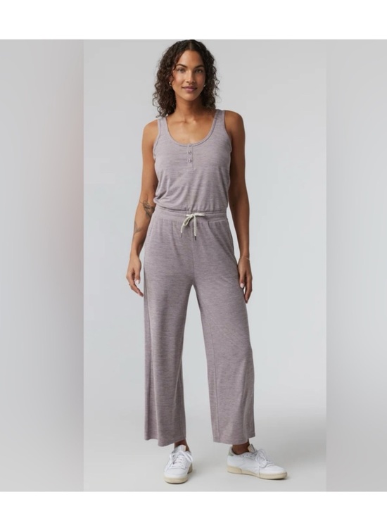Vuori Pants - Vuori Fall jumpsuit wide leg in rosemary heather women’s size Large